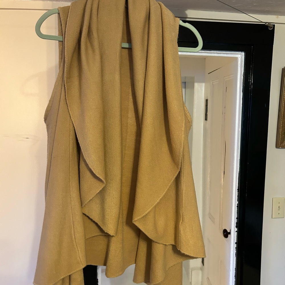 Look by M Elegant Tan Open-Front Sweater Cape or Vest look